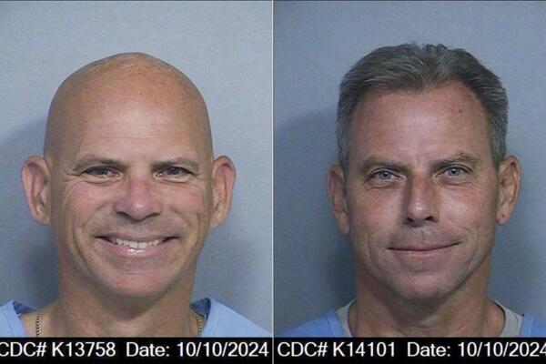 Hermanos Erik y Lyle Menéndez en California, 10 de octubre de 2024. (Foto de HANDOUT / Departamento de Correcciones y Rehabilitación de California / AFP) / USO RESTRINGIDO A EDITORIALThe brothers -- who are among America's most infamous murderers -- are hoping to be resentenced for the 1989 shotgun slayings, reducing their current life-without-parole term to one that would allow them to walk free.

Erik and Lyle Menendez can continue with their effort to get out of jail early, a Los Angeles judge early April, decades after they slaughtered their parents.
The brothers -- who are among America's most infamous murderers -- are hoping to be resentenced for the 1989 shotgun slayings, reducing their current life-without-parole term to one that would allow them to walk free. (Photo by HANDOUT / California Department of Corrections and Rehabilitation / AFP) / RESTRICTED TO EDITORIAL USE - MANDATORY CREDIT 
