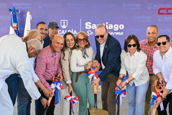 Primer picazo en construcción de casa club en Vista Linda.