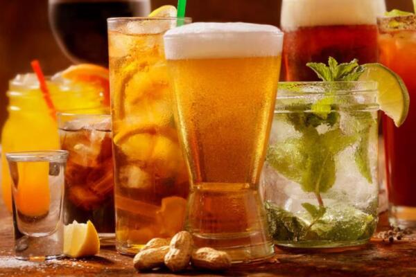 Rivlas y Fenabayre llaman a un consumo responsable de alcohol en Semana Santa.