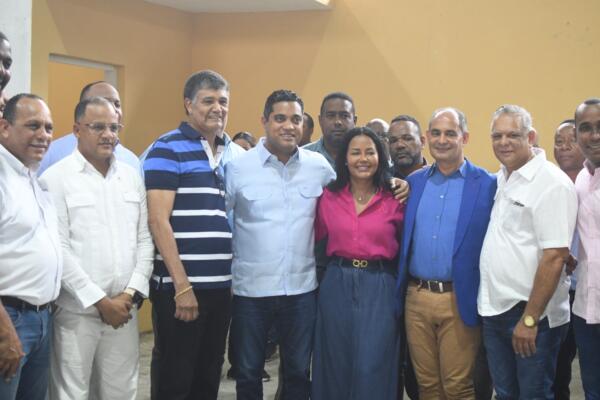 Kelvin Cruz dijo que la obra es impactada en su totalidad, ya que los trabajos abarcan  la remoción de todas las paredes externas.