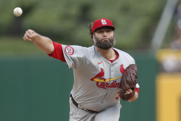 Lynn, veterano de 13 años en Grandes Ligas, dos veces convocado al Juego de Estrellas y campeón de la Serie Mundial del 2011 con San Luis, registró récord de por vida de 143-99 con efectividad de 3.74 