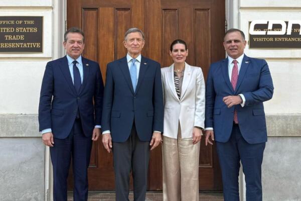 Las delegaciones de República Dominicana y Estados Unidos comenzaron el diálogo por los aranceles globales impuestos por Washington. Foto: Fuente Externa