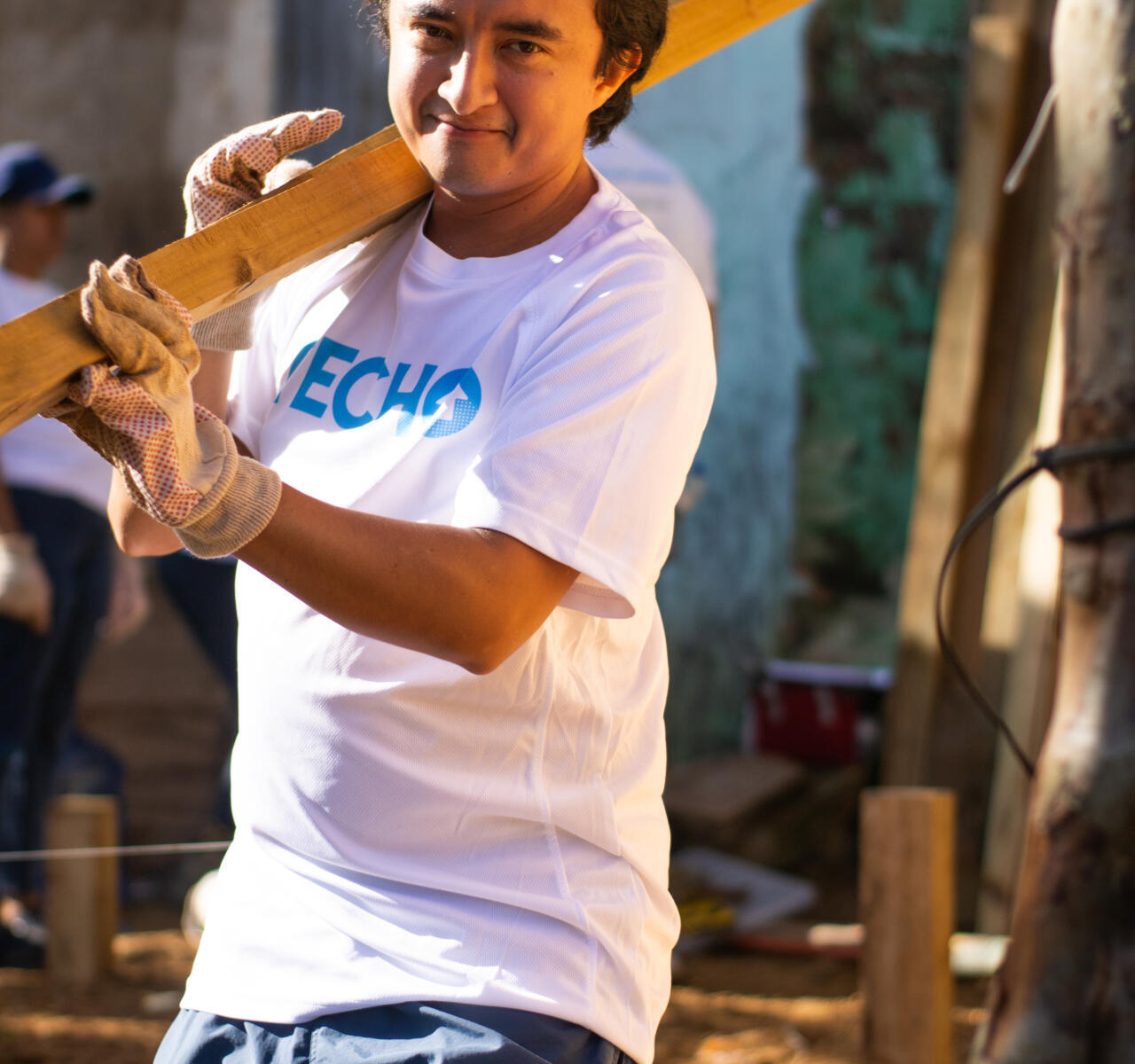 Porsche y TECHO construyen viviendas en Los Alcarrizos