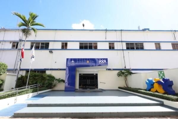 DGCP inicia investigación de oficio sobre compras de utilería escolar realizadas por el Inabie.