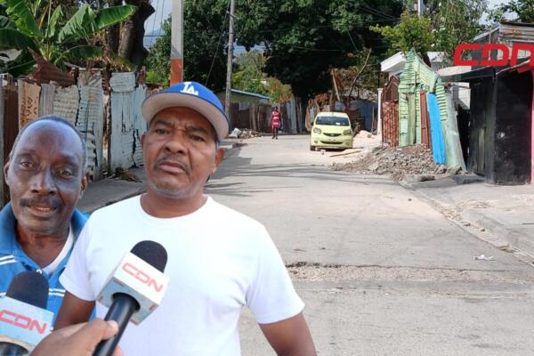 Dirigentes comunitarios del municipio Villa Central en Barahona. 