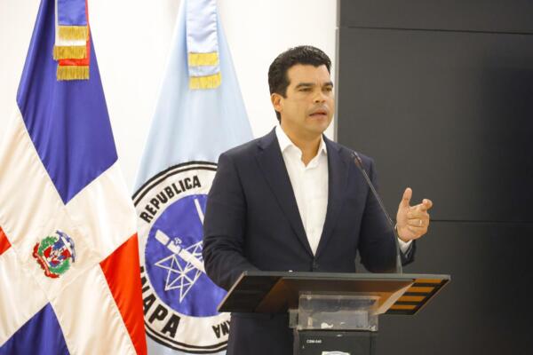 Wellington Arnaud, director del Instituto Nacional de Aguas Potables y Alcantarillados (INAPA)