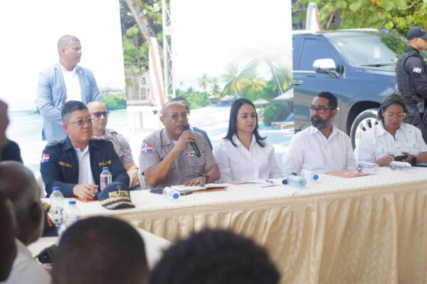 Interior y Policía y Defensa Civil presentan estrategia para disminuir accidentes e incidentes en Semana Santa 2025