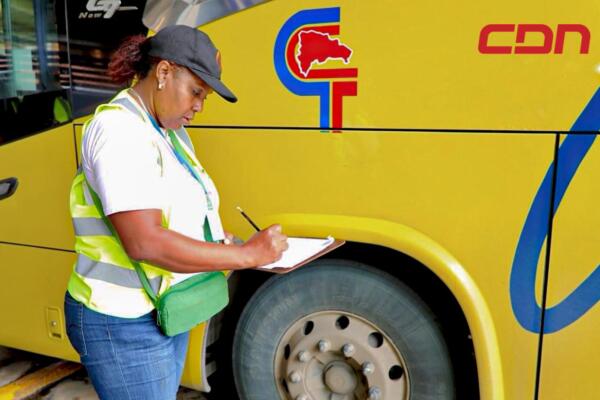 Las inspecciones realizadas por el Intrant se llevaron a cabo en 116 terminales de autobús, microbús, minibús, carros y motocicletas