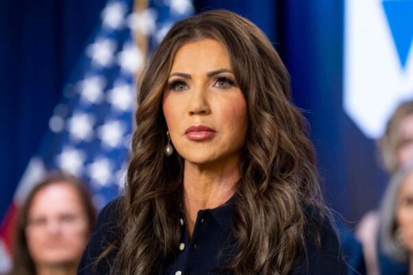 Secretaria de Seguridad Nacional de Estados Unidos, Kristi Noem.