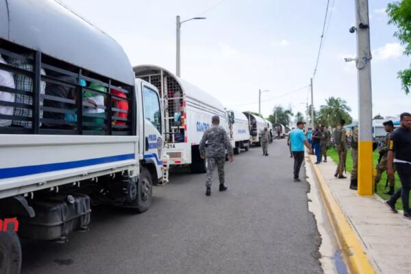 Director de Migración, dice Abinader ha definido una política migratoria firme y coherente. (Foto, fuente externa)