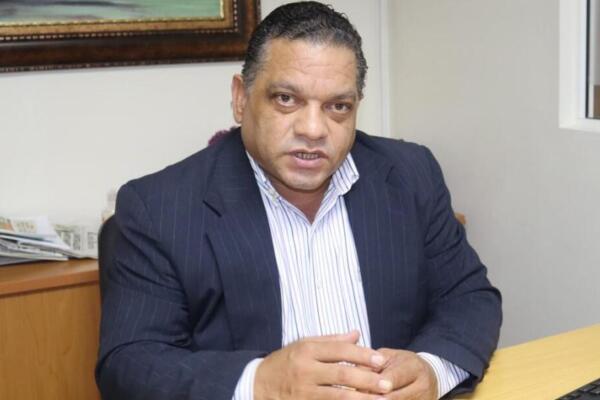 Mario Díaz hizo un llamado para que los trabajos de mantenimiento y reparación del puente de la 17 se mantengan hasta su total culminación.