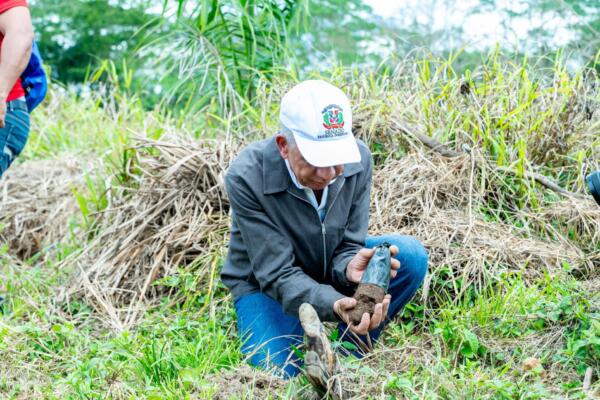 Senado lidera jornada de reforestación en Parque Humedales del Ozama