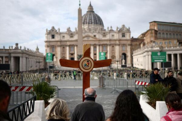 Sede Vacante: Lo que ocurre tras la muerte de un Papa