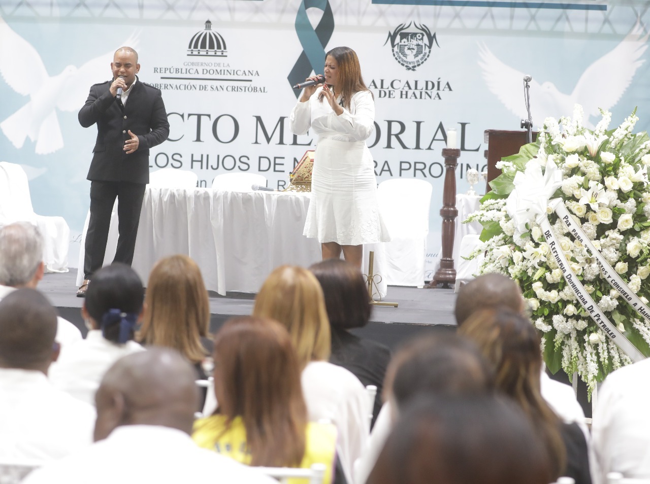 Un desgarrador homenaje en Haina a las víctimas de tragedia en el Jet Set