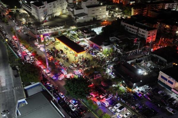 El Sistema Nacional de Atención a Emergencias 911 se encuentra desde de la madrugada coordinando el rescate en la discoteca Jet Set / foto: 911