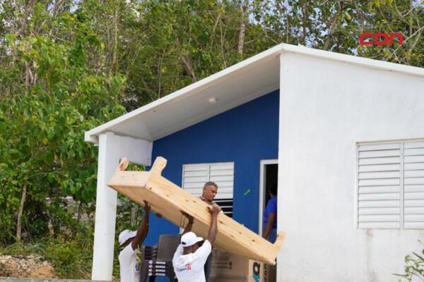 Propeep finaliza construcción de 40 viviendas para familias vulnerables en San Cristóbal. (foto, fuente externa)