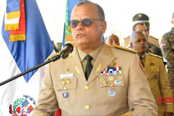 Ministro de defensa dice RD cuenta con 12 mil soldados para defender la soberanía nacional. (foto, fuente externa)