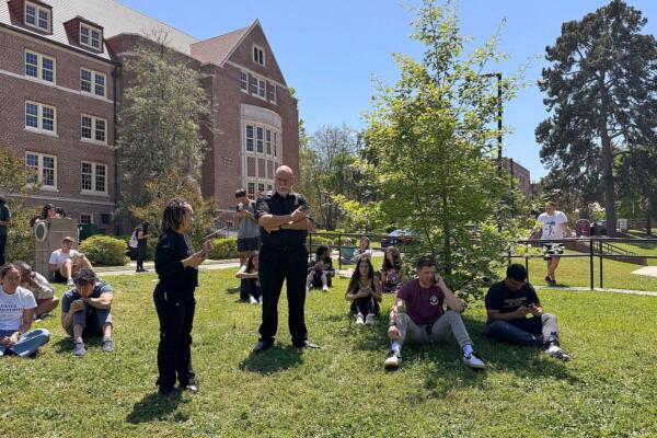 Un muerto y seis heridos por tiroteo en la Universidad Estatal de Florida (EE.UU.)