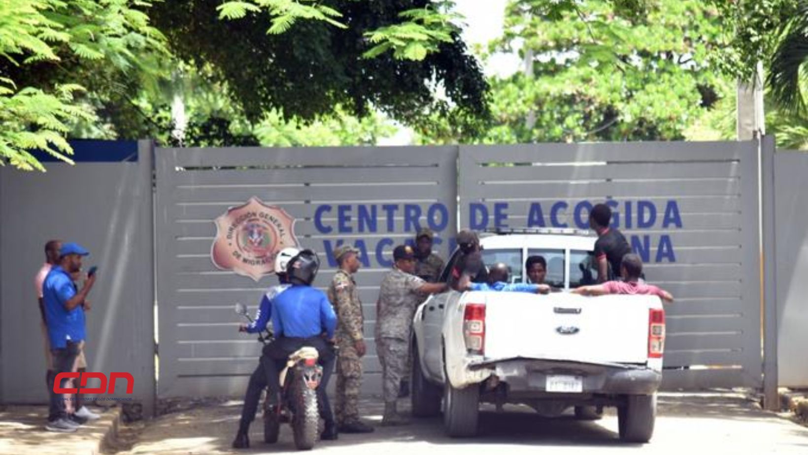 Prisión preventiva para dos hombres por tráfico de 15 haitianos indocumentados en Montecristi