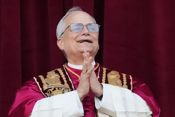La elección del papa León XIV ha sido recibida con esperanza por los defensores de los inmigrantes en la frontera entre Estados Unidos.