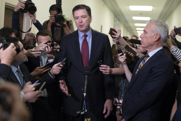 Autoridades de Estados Unidos investigan presunta amenaza de muerte contra Donald Trump por parte del exdirector de la policía federal (FBI).
