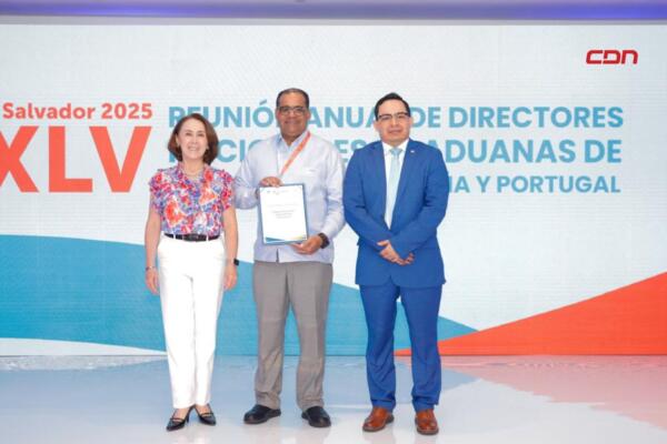 Aduanas recibe premio internacional por excelencia en gestión de crisis