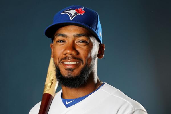 El dominicano Hernández, que sufrió una distensión de primer grado durante un juego contra los Marlins que debió abandonar temprano