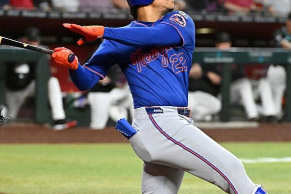 Esos jonrones fueron los 207 y 208 en carrera como jugador profesional de beisbol  de Grandes Ligas para el dominicano.