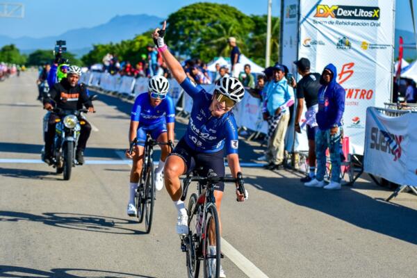 En la rama femenina Candy Félix (Drinks Team) superó a todos los nombres sonoros al llegar primero en los 39 kilómetros con tiempo de 56:51.227