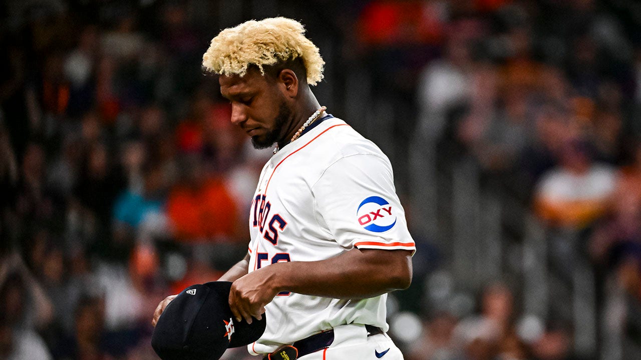 Blanco ha realizado nueve aperturas esta temporada y tiene efectividad de 4.10 en 48.1 entradas. En su salida más reciente, el oriundo de Santiago cargó con la derrota contra los Rangers el sábado. Permitió tres carreras limpias en seis episodios en un revés por 5-1.