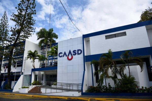 La Corporación del Acueducto y Alcantarillado de Santo Domingo.