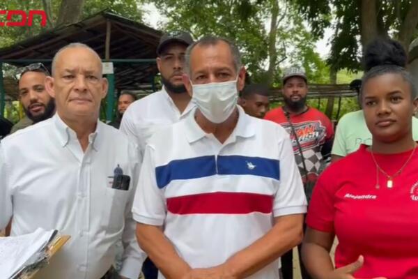 Miembros de organizaciones sociales y comunitarias del municipio de Jamao al Norte.