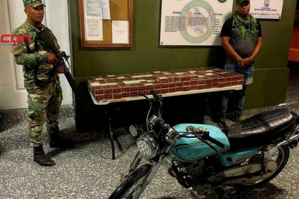 Ejército decomisa 13 mil cigarrillos de contrabando en Jimaní. (foto, fuente externa)
