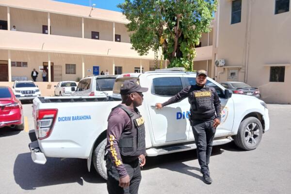 Dictan tres meses de prisión preventiva a joven implicado en muerte de policía en Barahona