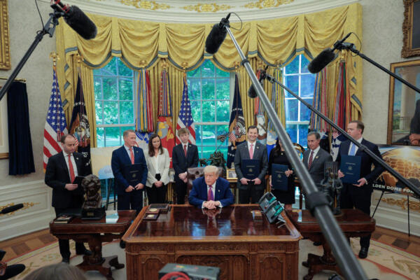 El presidente de Estados Unidos, Donald Trump, en el Despacho Oval de la Casa Blanca. AFP