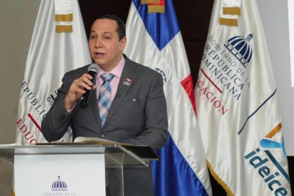 Exhortan a universidades colaborar con fortalecimiento de evaluaciones educativas