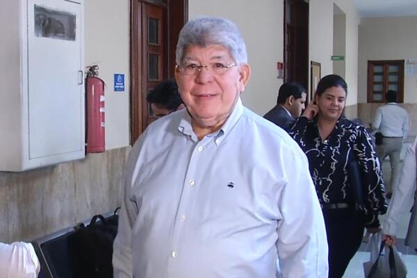 Fernando Rosa dice fue involucrado en caso de corrupción por ser amigo de la familia Medina