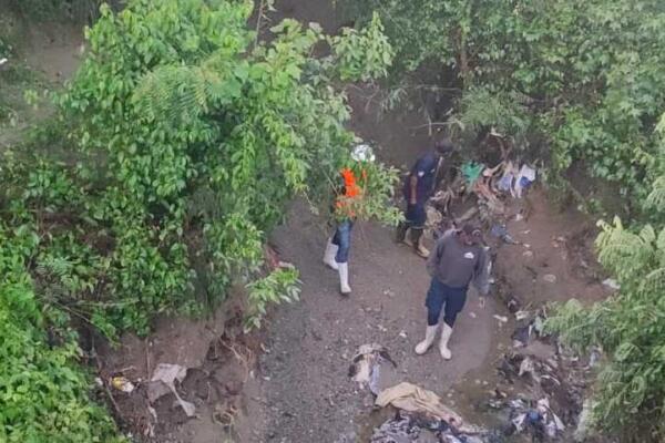Hallan muerto niño era buscado tras caer a un canal de riego en San Juan
