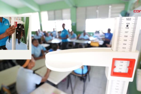 A los estudiantes diagnosticados con bajo peso moderado o severo se le entrega suplementación nutricional. Foto: Fuente externa 