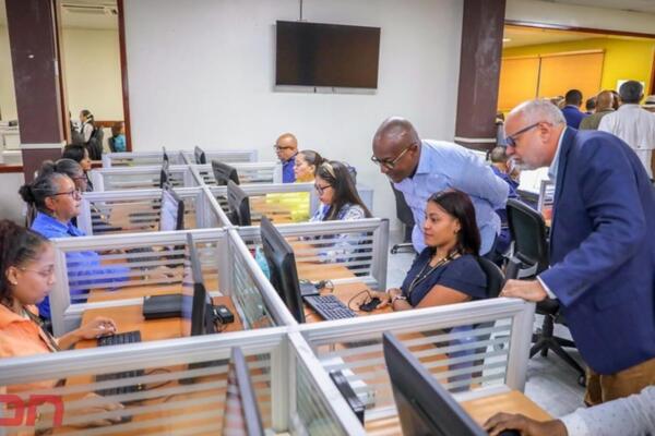 JCE muestra proceso de depuración del registro civil a organizaciones políticas acreditadas. Foto: Fuente externa
