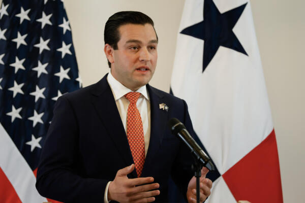 Fotografía del embajador de Estados Unidos en Panamá, Kevin Marino Cabrera. EFE