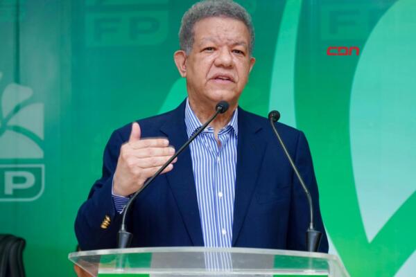 Leonel: “El presidente tiene informaciones que quiere compartir con los expresidentes, y por supuesto, ahí estaremos”. (foto, fuente externa)