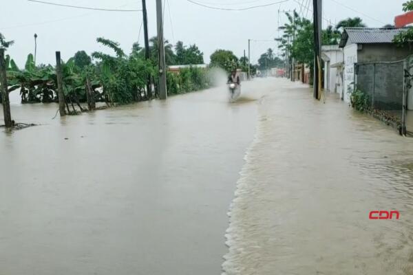 Lluvias afectan a casi un millón de usuarios de agua potable y desplazan a más de 16 mil personas, según el COE. (foto: CDN)