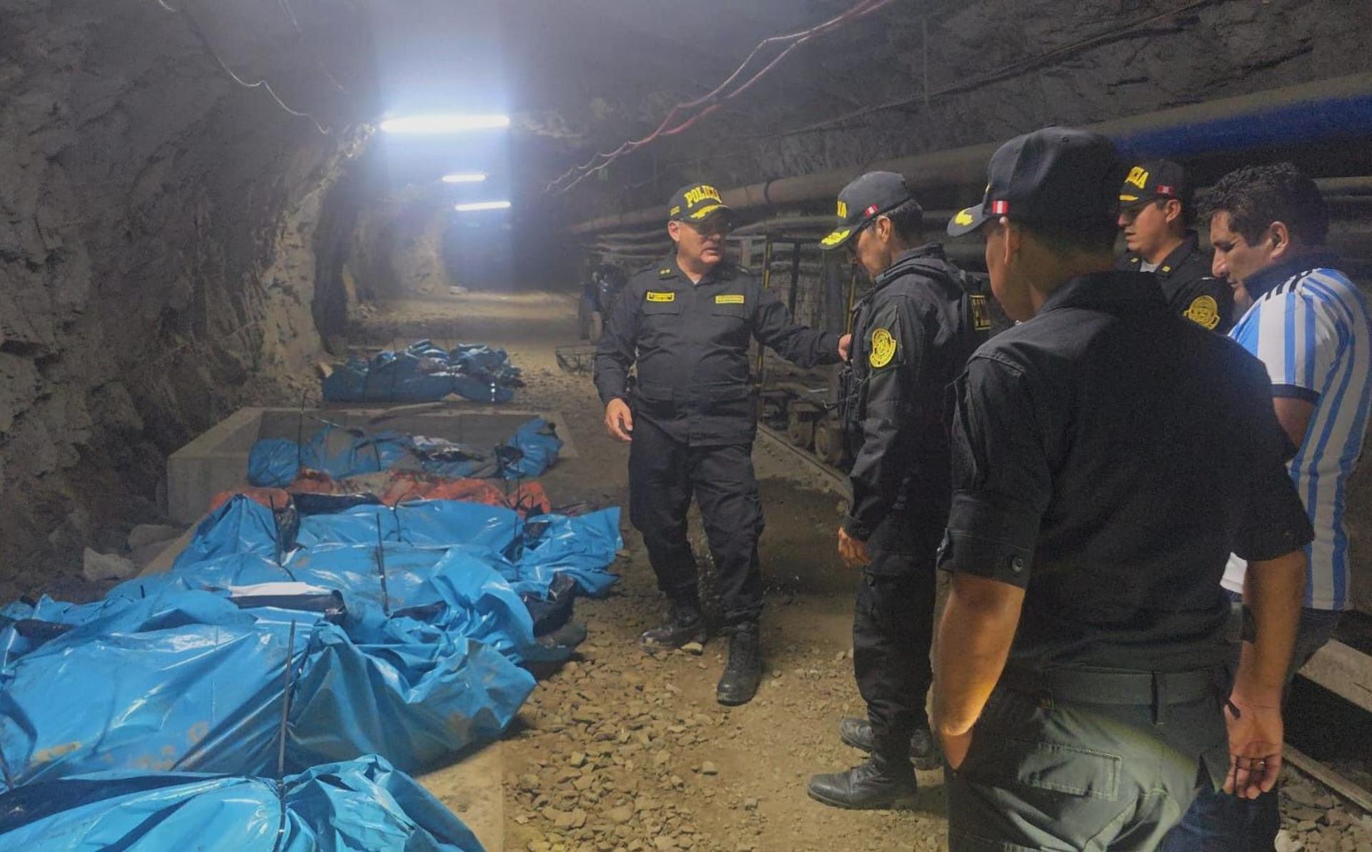 Mineros asesinados en Perú llevaban una semana muertos antes de ser encontrados