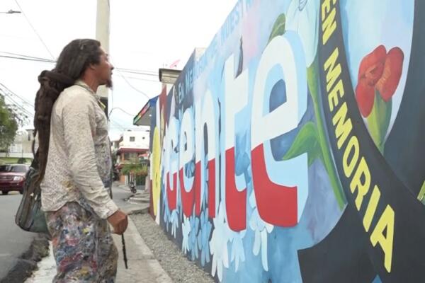 Crean mural en honor a los fallecidos de la tragedia de Jet Set en Haina.