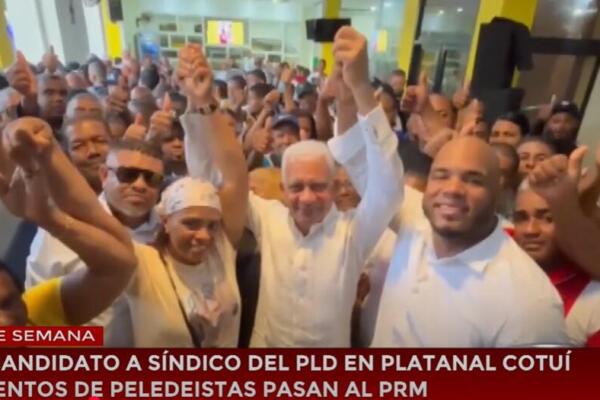 Vicente Brito, junto a cientos de miembros del PLD, abandonaron esa organización política y pasaron a las filas del PRM.