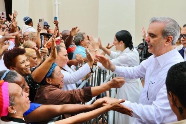 Presidente de la República, Luis Abinader.