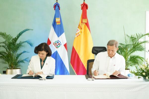 RD y España establecen marco de cooperación para los próximos cinco años