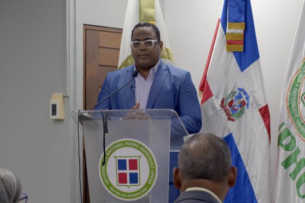 Refidomsa y Unphu celebran seminario sobre geología del petróleo