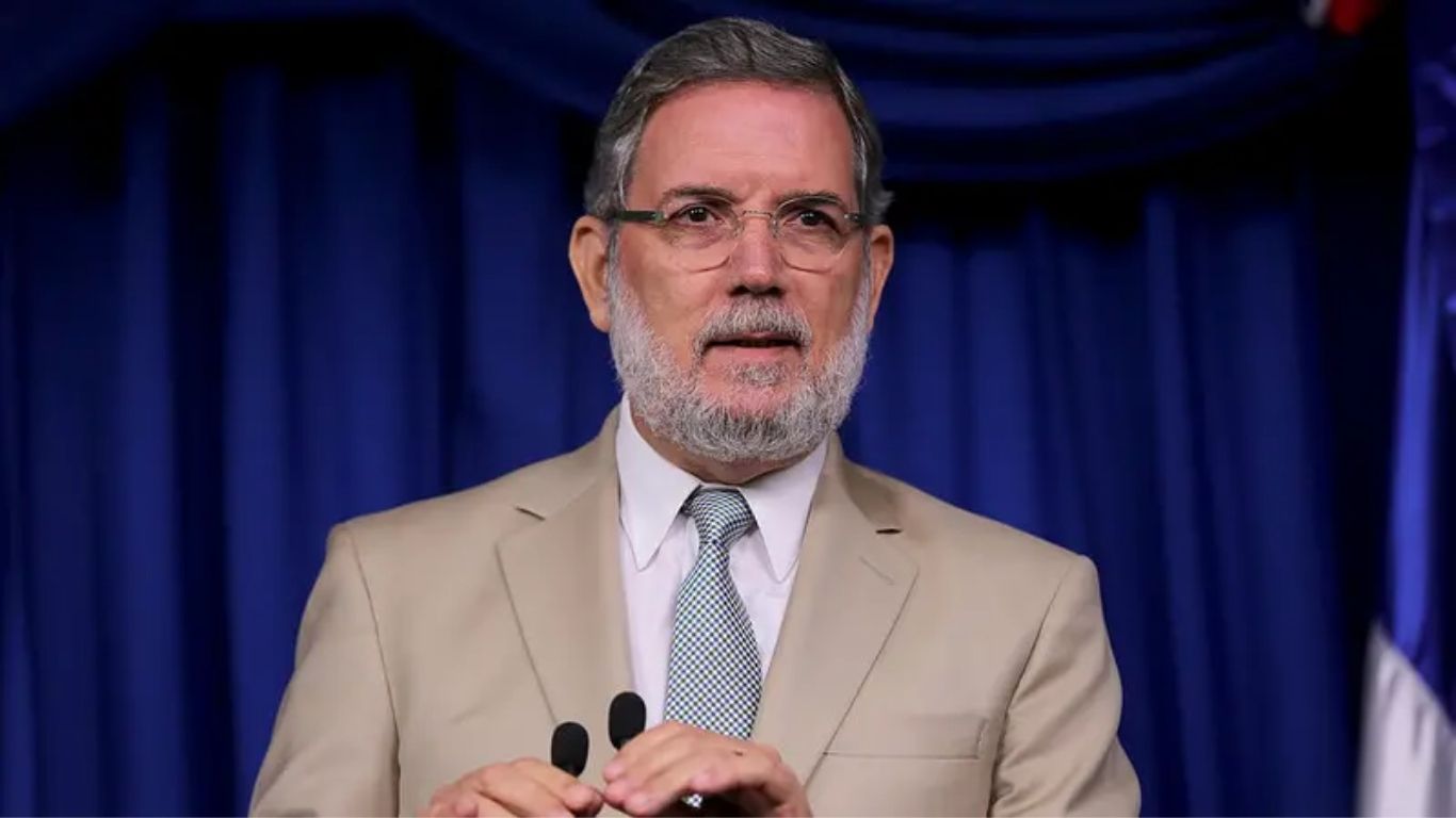 Falleció en la tarde de este martes Roberto Rodríguez Marchena, exvocero y jefe de Estrategia en los gobiernos de Danilo Medina.
